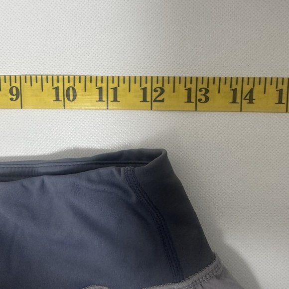 Soothfeel Shorts Womens Medium Gray Running Workout Athletic Biker Yoga Gym - Picture 5 of 8